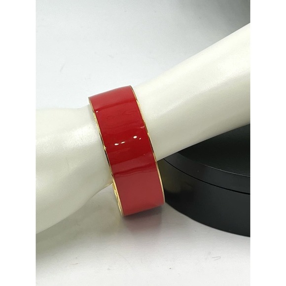 J. Crew Wide 1" Bright Red Gold Tone Edges Bangle Bracelet - Picture 2 of 7